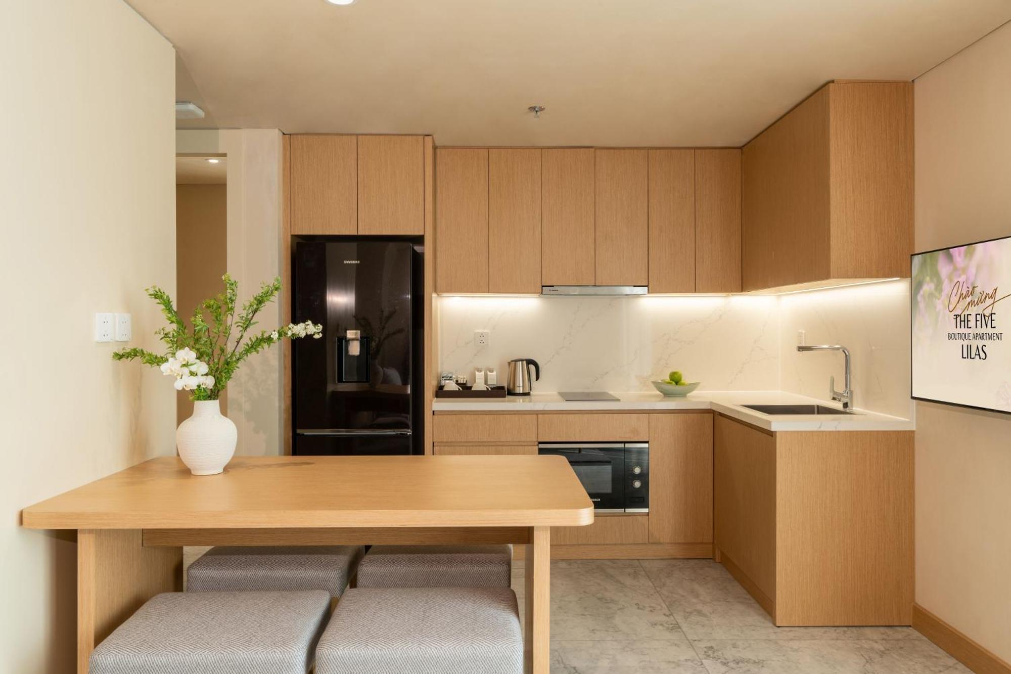 The Five Suites Lilas Hanoi Buitenkant foto
