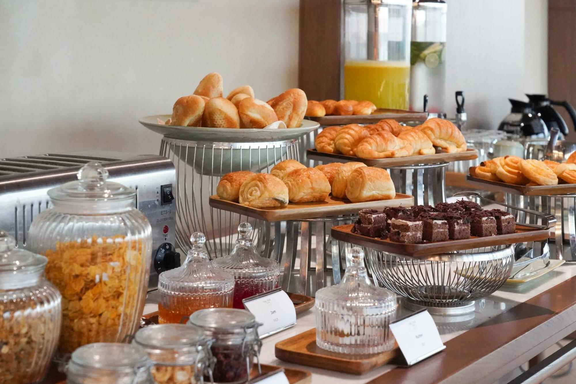 The Five Suites Lilas Hanoi Buitenkant foto