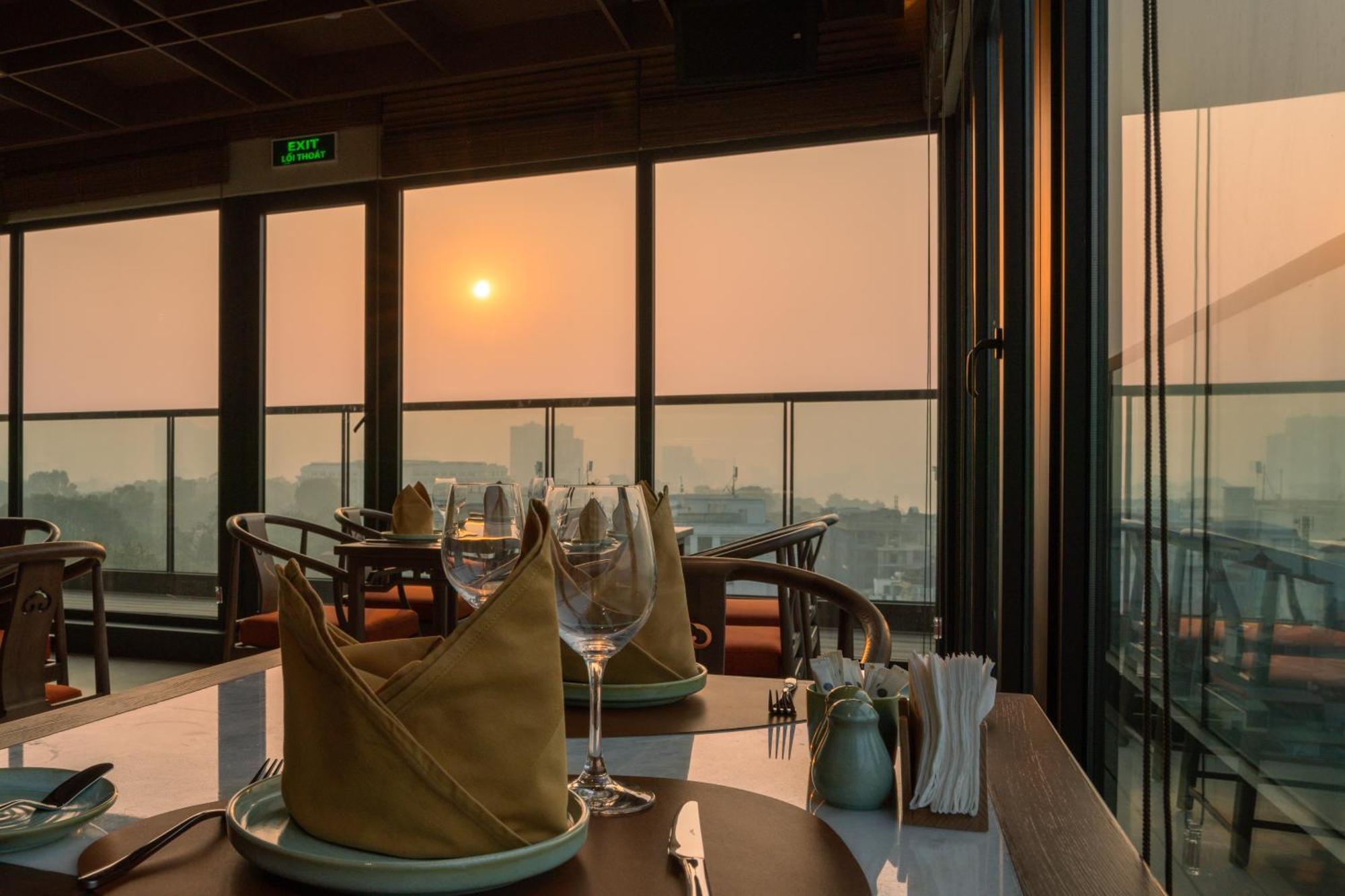 The Five Suites Lilas Hanoi Buitenkant foto